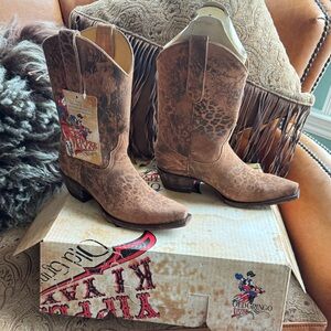 Old Gringo Leopardito Cowboy Boots